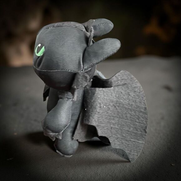 Toy Factory How to Train Your Dragon 2 Night Fury Toothless Dragon  Plush - Picture 5 of 5